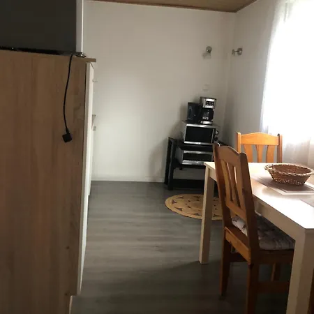 1-5 Schlafplaetze Zg